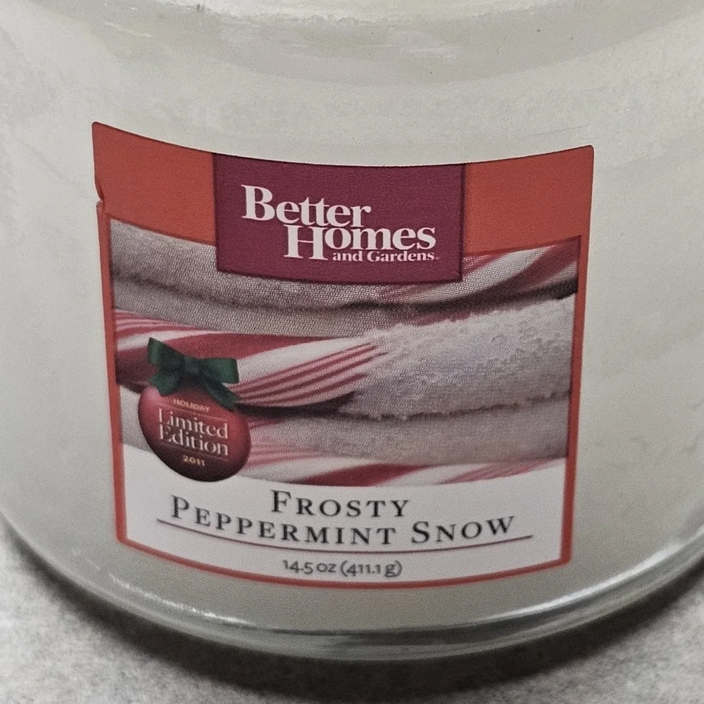 BH&G Jar Candle Ceramic Shade Frosty Peppermint Snow